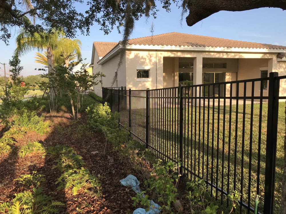 Aluminum or Steel Fencing? Key Differences Explained